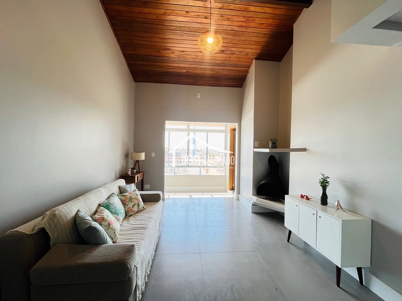 MARAVILHOSO APARTAMENTO DUPLEX EM CAPÃO NOVO: 2ª foto da galeria de imagens do imóvel