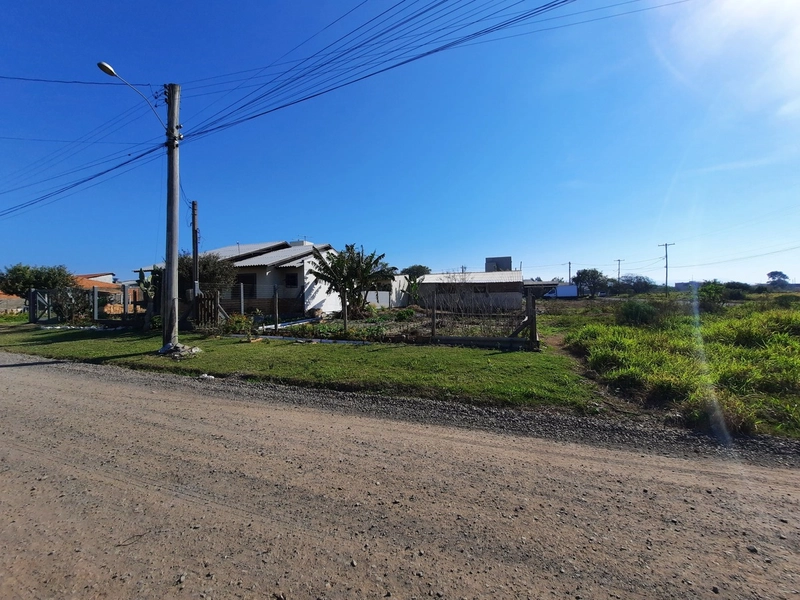 Excelente terreno frente leste em Capão Novo - Posto 5: 4ª foto da galeria de imagens do imóvel