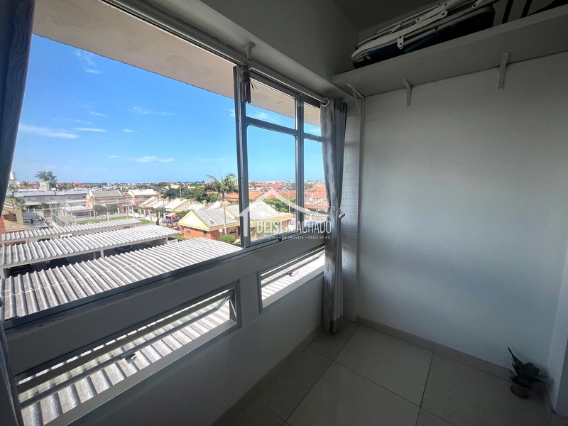 Apartamento em prédio com piscina e linda vista: 4ª foto da galeria de imagens do imóvel