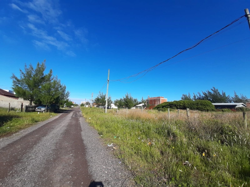 Procurando um terreno de Esquina? Então acaba de encontrar!: 4ª foto da galeria de imagens do imóvel