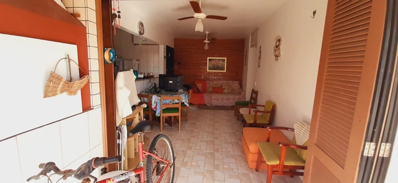 APARTAMENTO À 50M MAR NA PRAIA DE CAPÃO NOVO: 1ª foto da galeria de imagens do imóvel