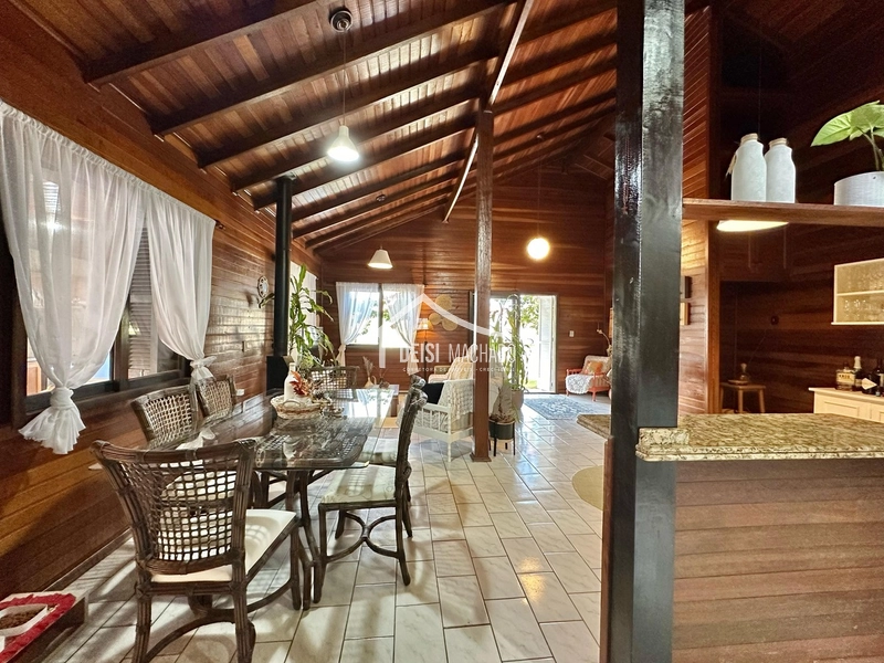 Casa a venda na praia Capão Novo, de ESQUINA e bem pertinho do mar!: 7ª foto da galeria de imagens do imóvel