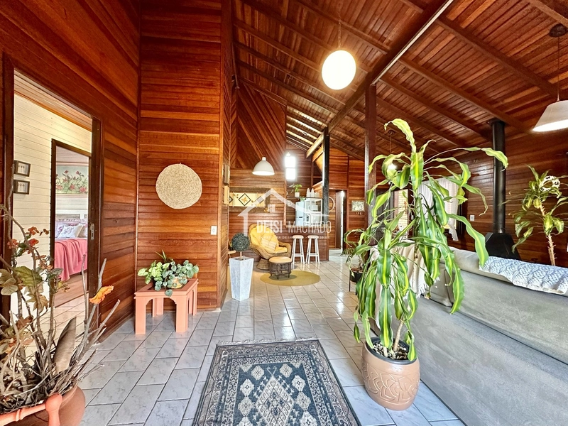 Casa a venda na praia Capão Novo, de ESQUINA e bem pertinho do mar!: 3ª foto da galeria de imagens do imóvel