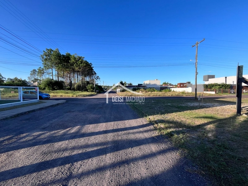 Terrenos de ESQUINA a venda na praia Capão Novo Village: 1ª foto da galeria de imagens do imóvel