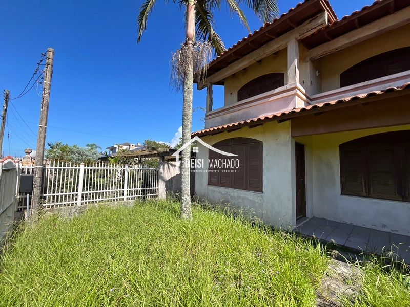 Casa pertinho do mar na praia Capão Novo Village: 3ª foto da galeria de imagens do imóvel
