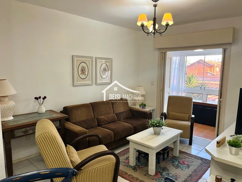 APARTAMENTO EM CAPÃO NOVO : 1ª foto da galeria de imagens do imóvel