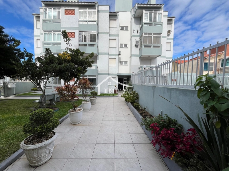 Apartamento com piscina a venda em Capão Novo: 10ª foto da galeria de imagens do imóvel