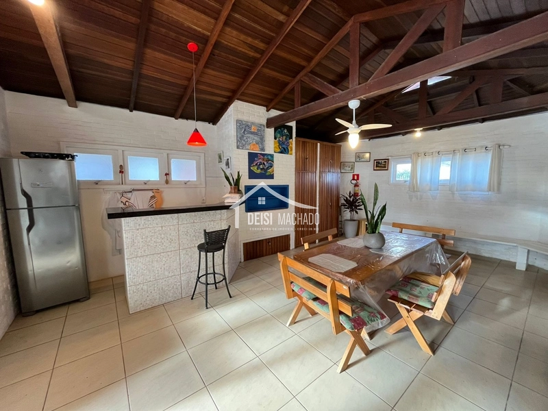 APARTAMENTO QUASE BEIRA-MAR EM CAPÃO NOVO: 22ª foto da galeria de imagens do imóvel