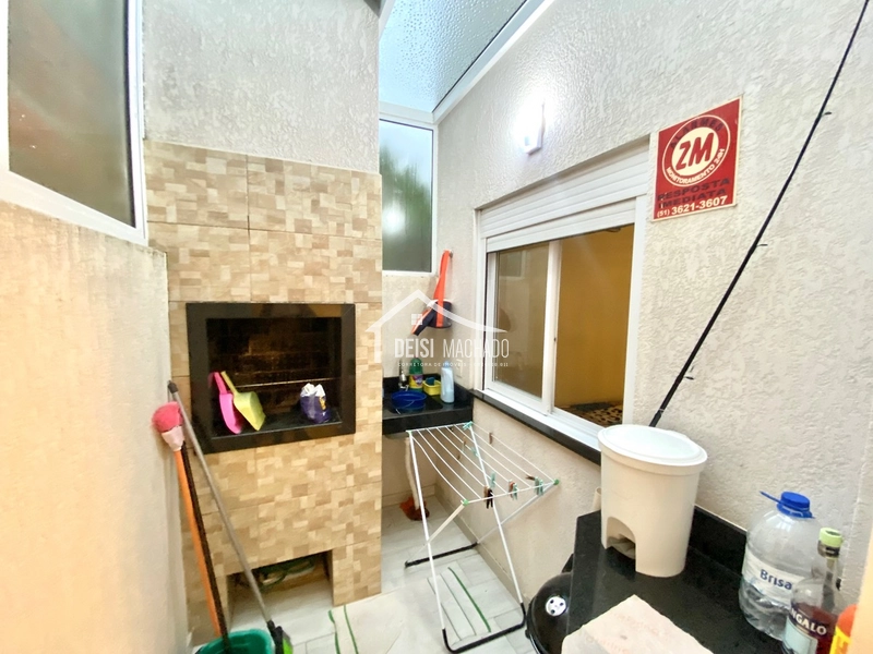 Casa geminada a venda em Capão Novo Village: 42ª foto da galeria de imagens do imóvel