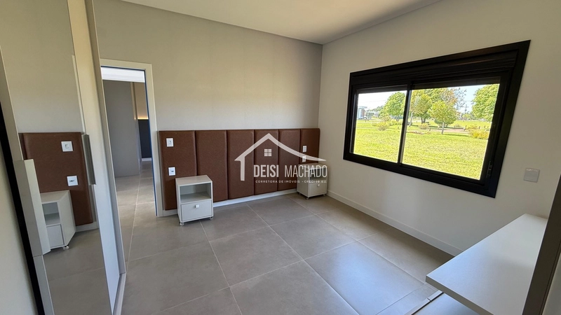 Linda casa Térrea em condomínio fechado: 1ª foto da galeria de imagens do imóvel