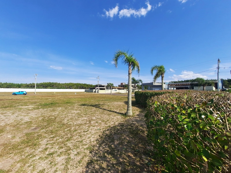 Terreno esquina a  venda no sensacional condomínio de Luxo a beira mar: 3ª foto da galeria de imagens do imóvel