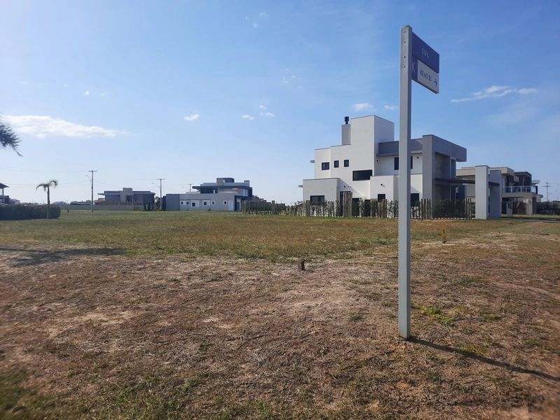 Terreno esquina a  venda no sensacional condomínio de Luxo a beira mar: 2ª foto da galeria de imagens do imóvel