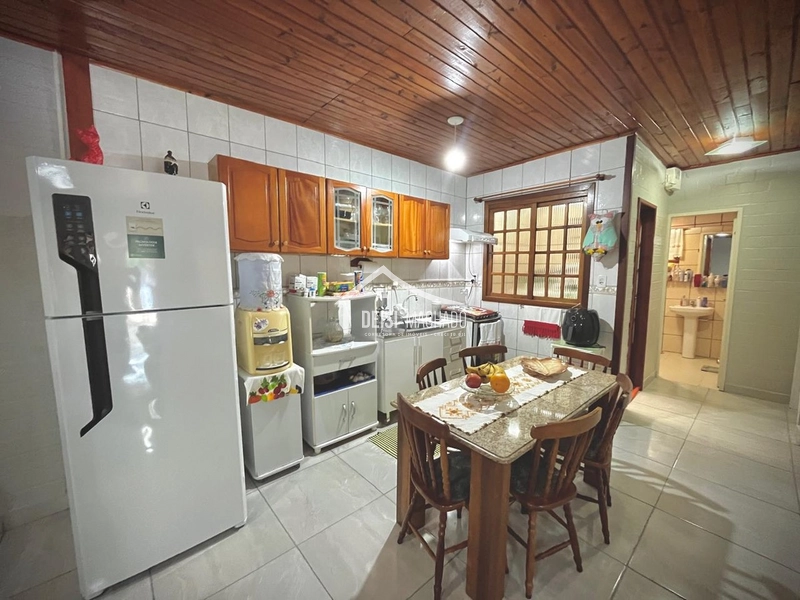 Aconchegante casa com piscina na praia: 6ª foto da galeria de imagens do imóvel