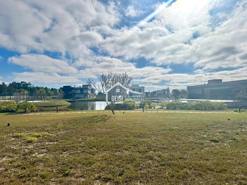 Terreno à venda no Condomínio Arenas Curumim – Litoral Norte RS: 1ª foto da galeria de imagens do imóvel