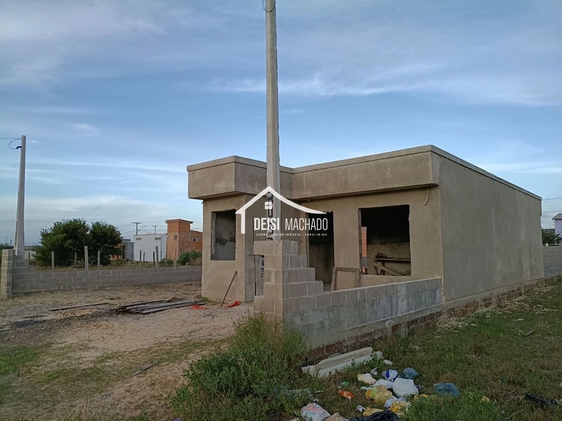CASA EM CONSTRUÇÃO EM CAPÃO NOVO: 4ª foto da galeria de imagens do imóvel