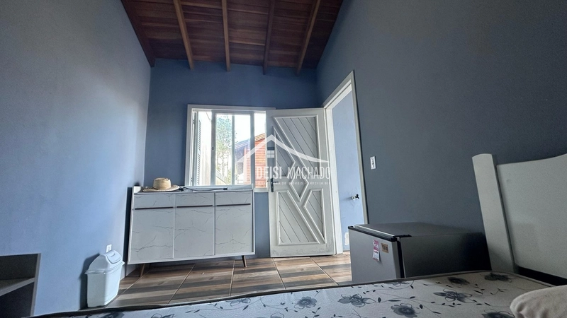 ÓTIMA CASA EM PRAIA PLANEJADA COM QUADRA DE ESPORTES E CLUBE!: 2ª foto da galeria de imagens do imóvel