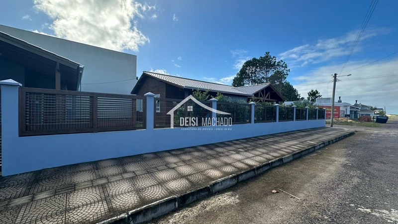 ÓTIMA CASA EM PRAIA PLANEJADA COM QUADRA DE ESPORTES E CLUBE!: 24ª foto da galeria de imagens do imóvel