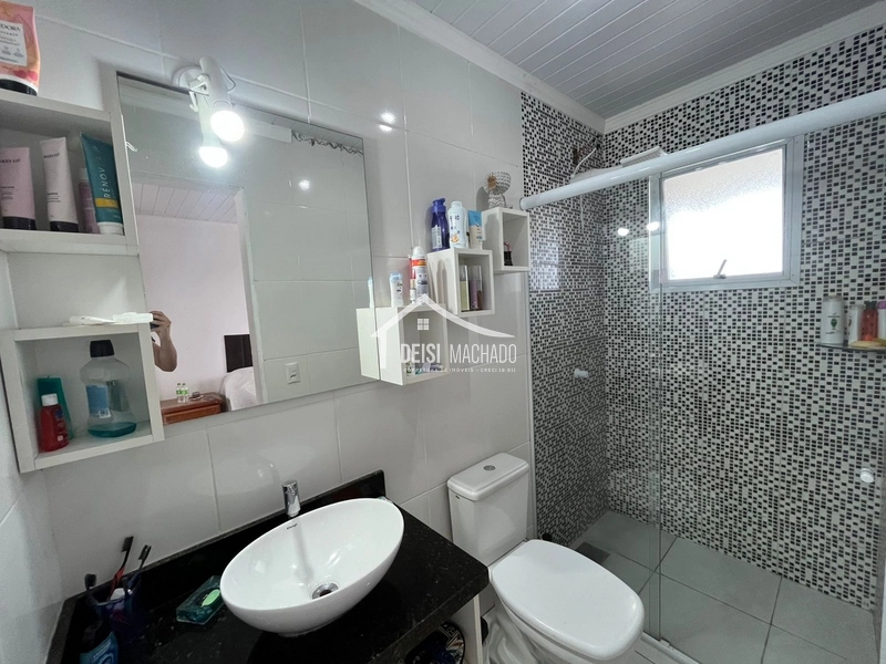 Casa ampla de dois pavimentos: 7ª foto da galeria de imagens do imóvel