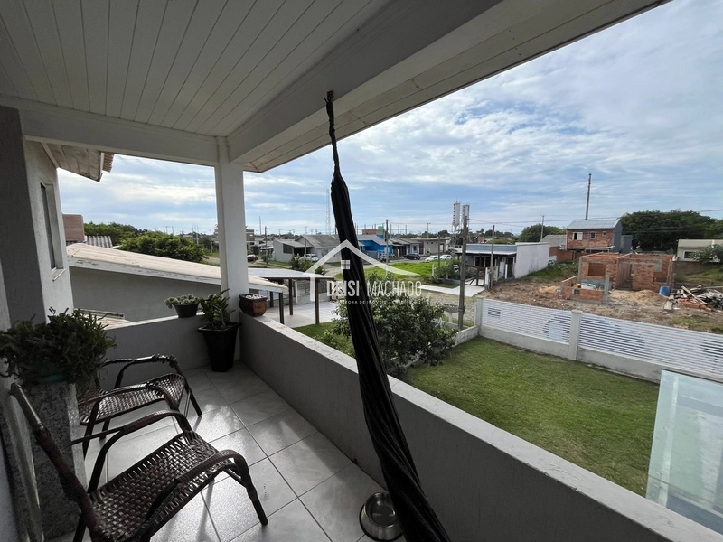 Casa ampla de dois pavimentos: 10ª foto da galeria de imagens do imóvel