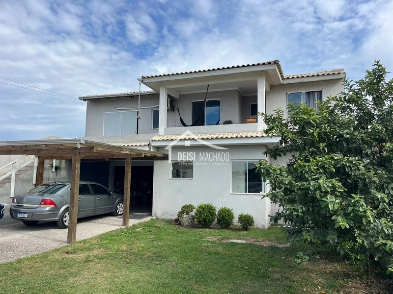 Casa ampla de dois pavimentos: 24ª foto da galeria de imagens do imóvel