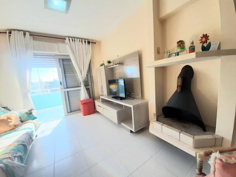 APARTAMENTO LINDO E ENSOLARADO PERTO DO MAR: 5ª foto da galeria de imagens do imóvel