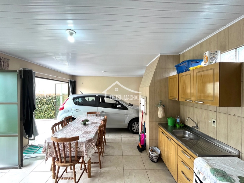 EXCLUSIVIDADE DEISI MACHADO: Casa 03 dormitórios em Capão Novo: 5ª foto da galeria de imagens do imóvel