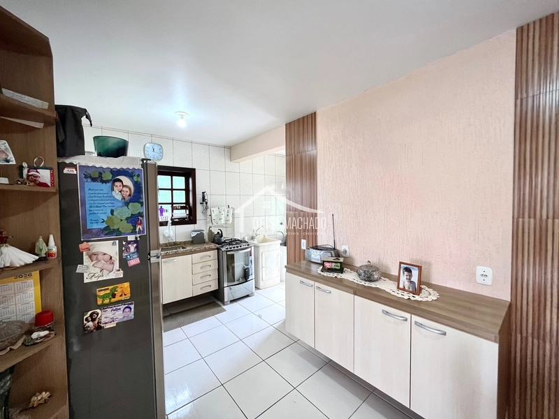EXCLUSIVIDADE DEISI MACHADO: Casa 03 dormitórios em Capão Novo: 2ª foto da galeria de imagens do imóvel