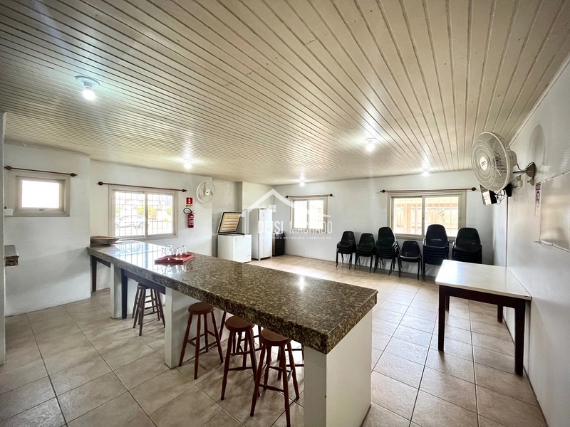 Apartamento a venda em Capão Novo: 4ª foto da galeria de imagens do imóvel