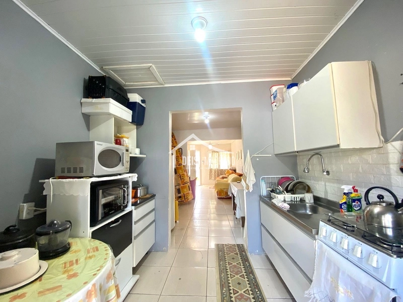 Casa à venda em Capão Novo, em bairro residencial com ótima vizinhança: 2ª foto da galeria de imagens do imóvel