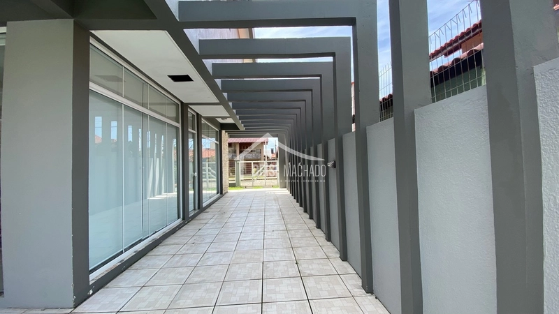 EXCLUSIVIDADE DEISI MACHADO: sobrado 05 dormitórios com piscina!: 32ª foto da galeria de imagens do imóvel