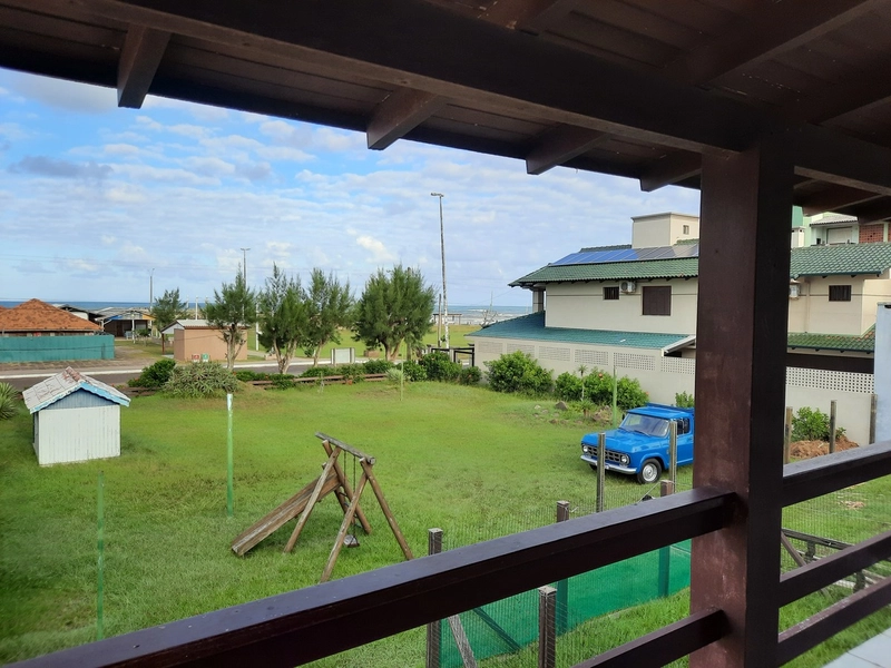 Casa a 1 quadra do mar na praia Capão Novo: 19ª foto da galeria de imagens do imóvel