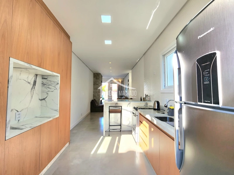 CASA COM QUIOSQUE A venda em Capão Novo Village: 61ª foto da galeria de imagens do imóvel
