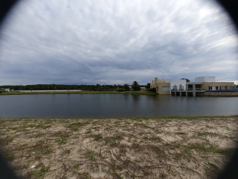 Lote beira-lago com vista diferenciada!: 21ª foto da galeria de imagens do imóvel