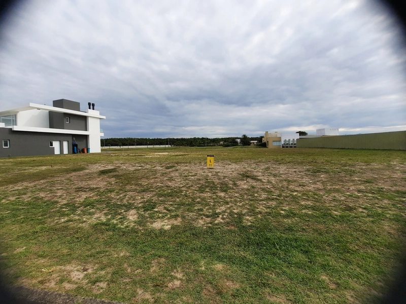 Lote beira-lago com vista diferenciada!: 25ª foto da galeria de imagens do imóvel