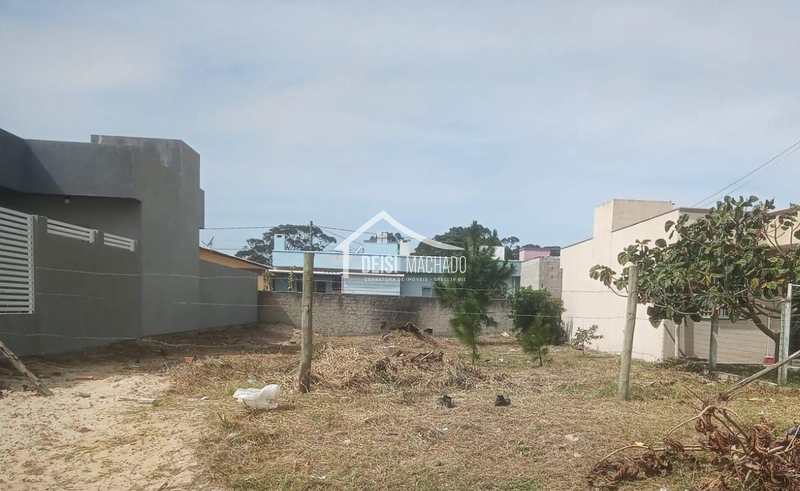 EXCECELENTE TERRENO A VENDA EM CAPÃO NOVO EM ZONA DE MORADOR: 1ª foto da galeria de imagens do imóvel