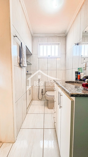 CASA 3 DORMITÓRIOS LOCALIZADA A POUCOS METROS DO MAR!: 45ª foto da galeria de imagens do imóvel