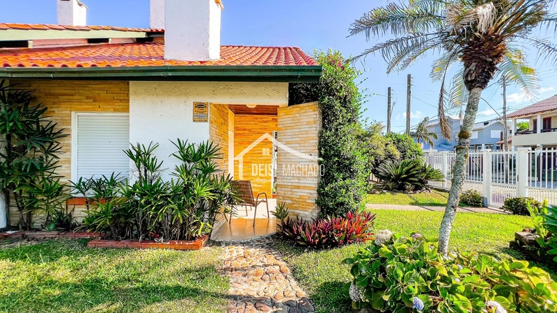 CASA 3 DORMITÓRIOS LOCALIZADA A POUCOS METROS DO MAR!: 24ª foto da galeria de imagens do imóvel