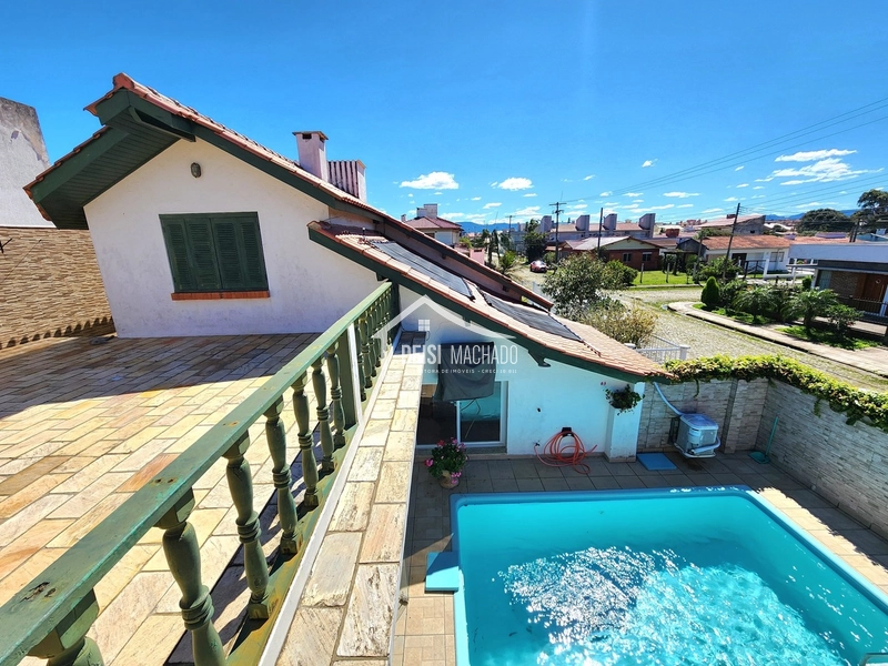 CASA 3 DORMITÓRIOS LOCALIZADA A POUCOS METROS DO MAR!: 31ª foto da galeria de imagens do imóvel