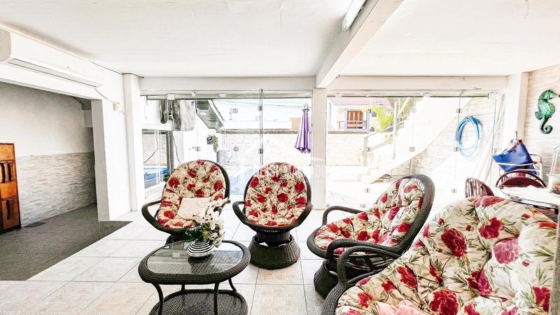 CASA 3 DORMITÓRIOS LOCALIZADA A POUCOS METROS DO MAR!: 50ª foto da galeria de imagens do imóvel