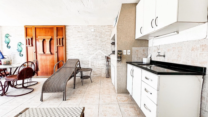 CASA 3 DORMITÓRIOS LOCALIZADA A POUCOS METROS DO MAR!: 30ª foto da galeria de imagens do imóvel