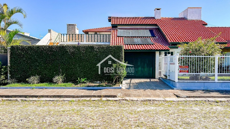 CASA 3 DORMITÓRIOS LOCALIZADA A POUCOS METROS DO MAR!: 53ª foto da galeria de imagens do imóvel
