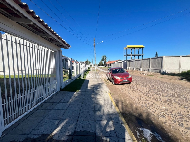 Terreno a venda na praia de Capão Novo: 2ª foto da galeria de imagens do imóvel