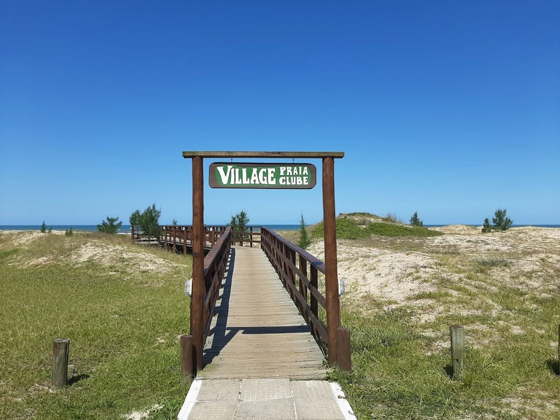 Terreno no Village Capão novo: 5ª foto da galeria de imagens do imóvel