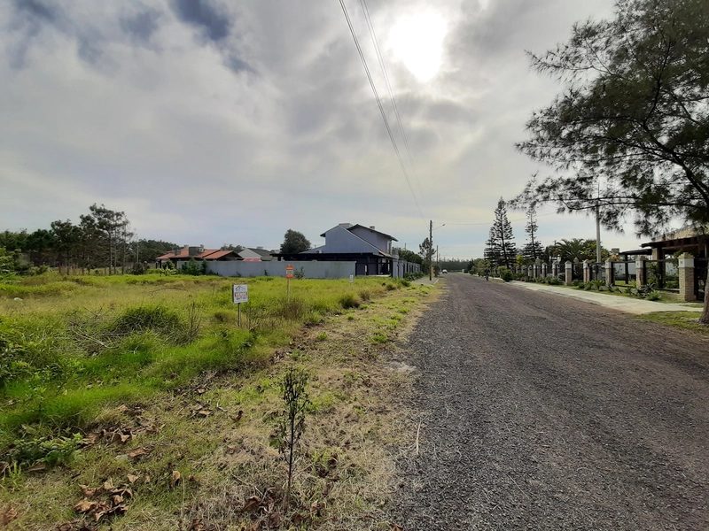 Terreno no Village Capão novo: 4ª foto da galeria de imagens do imóvel