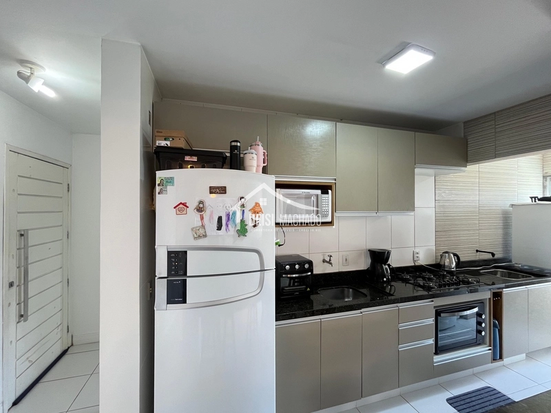 Apartamento três dormitórios à 300 metros do mar em Capão Novo: 4ª foto da galeria de imagens do imóvel