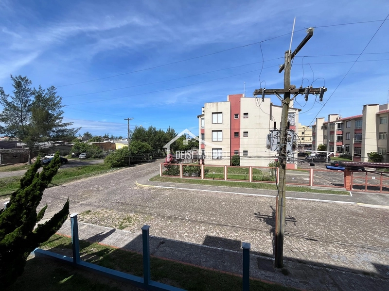 Apartamento três dormitórios à 300 metros do mar em Capão Novo: 2ª foto da galeria de imagens do imóvel