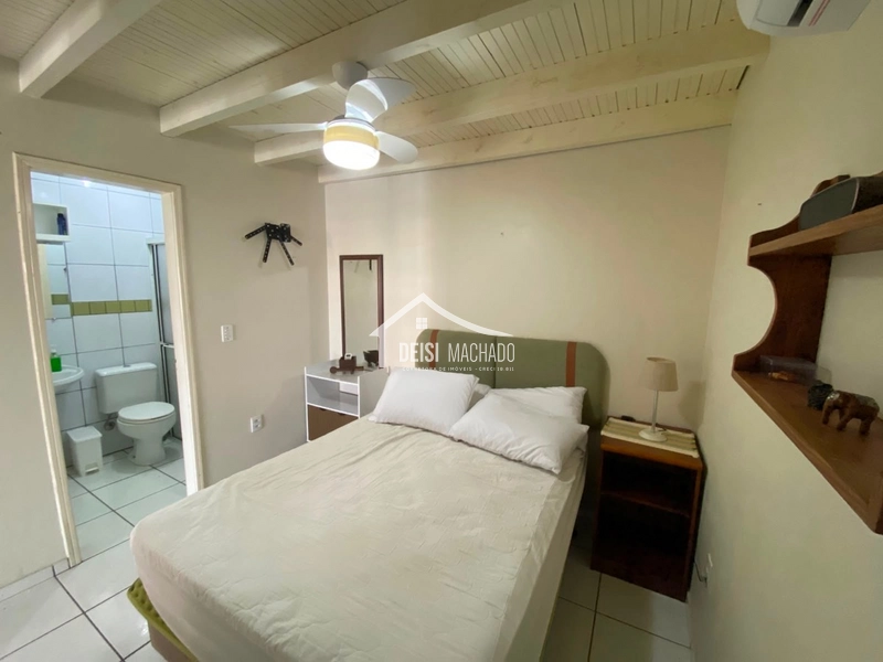 Apartamento térreo em prédio com piscinas em CAPÃO NOVO: 19ª foto da galeria de imagens do imóvel