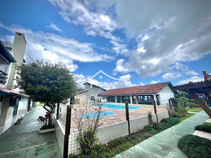 Apartamento térreo em prédio com piscinas em CAPÃO NOVO: 5ª foto da galeria de imagens do imóvel