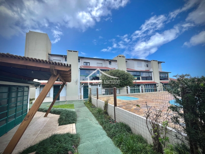 Apartamento térreo em prédio com piscinas em CAPÃO NOVO: 15ª foto da galeria de imagens do imóvel