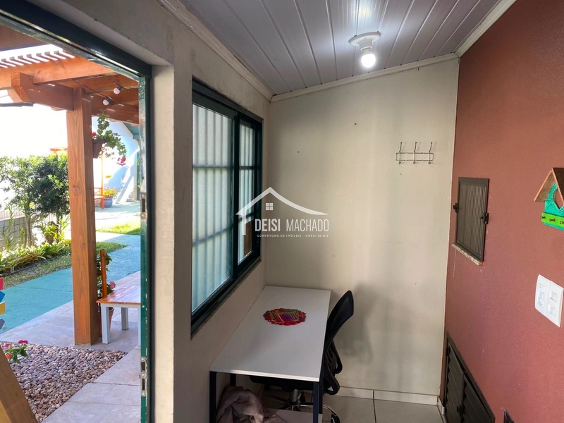Apartamento térreo em prédio com piscinas em CAPÃO NOVO: 25ª foto da galeria de imagens do imóvel
